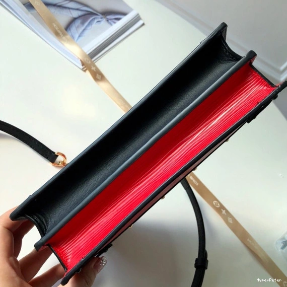 Vuitton TRUNK Louis CHANELUTCH 0803